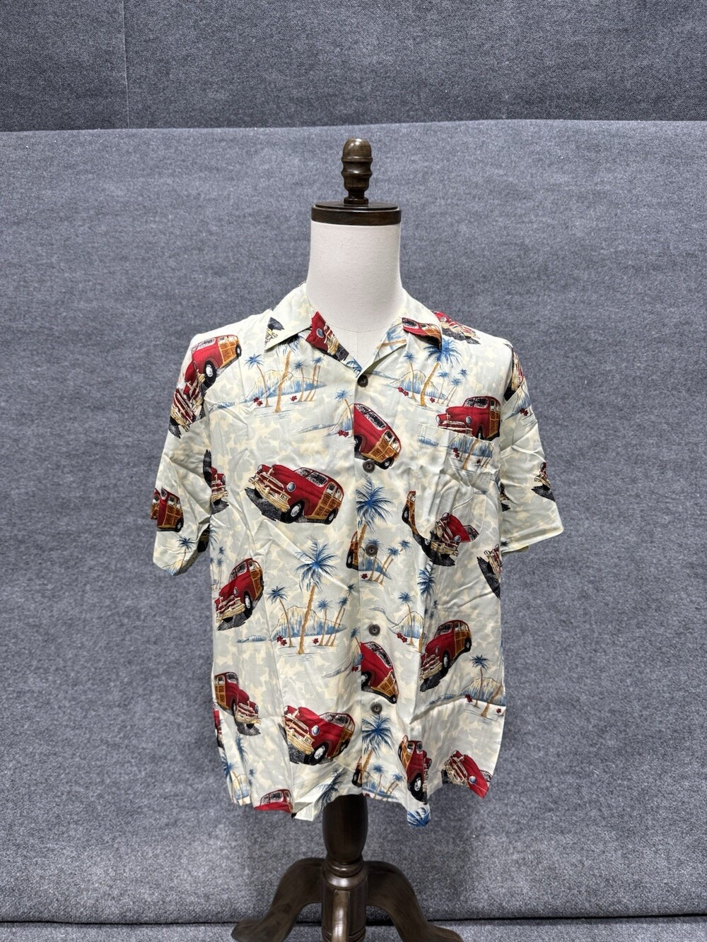 Ocean Current Hawaiian Shirt Mens Small Woodie Wagon Rayon Button Up